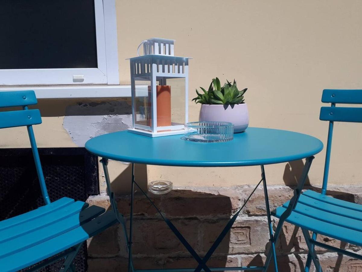 Modern Stylish 2 Bedroom Holiday Apartment ブダペスト エクステリア 写真