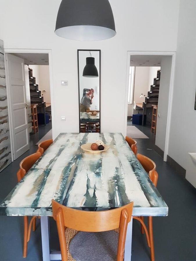 Modern Stylish 2 Bedroom Holiday Apartment ブダペスト エクステリア 写真